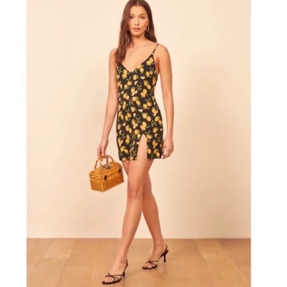 Reformation Marlowe dress in lemon drop - Picture 2 of 7